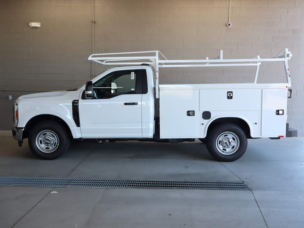 2027 Ford F-250 Super Duty XL