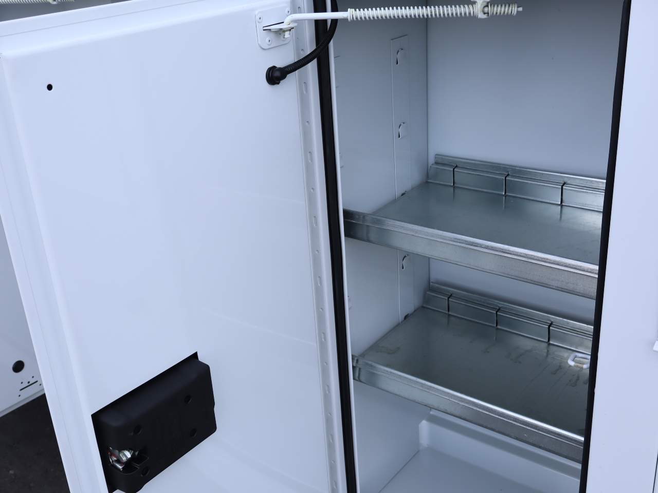 2024 Ford Transit Cutaway Base - Photo 10