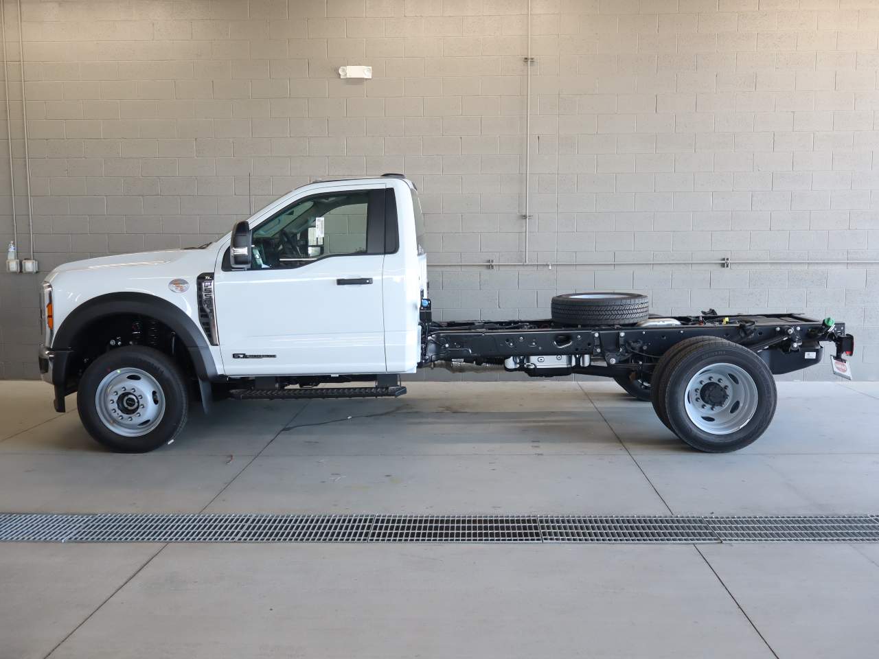 2026 Ford F-550 Super Duty Chassis