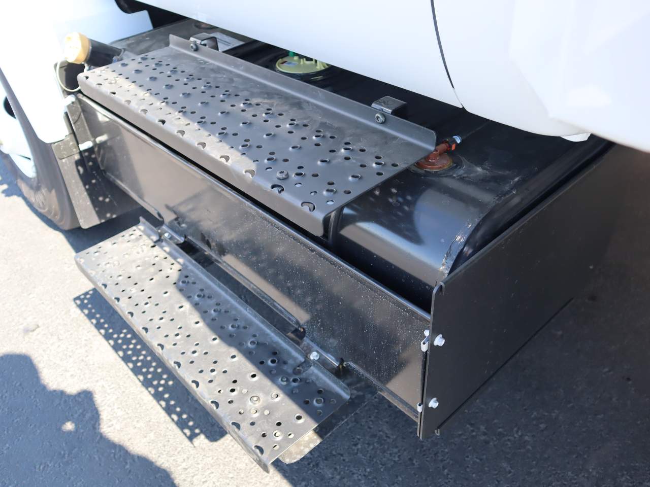 2024 Ford F-650 Super Duty Chassis