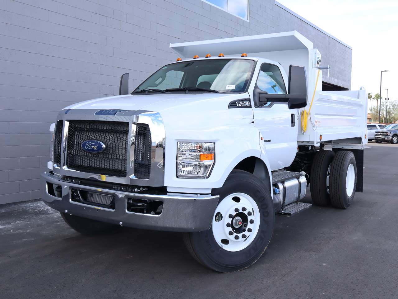 2025 Ford F-650 Super Duty Chassis