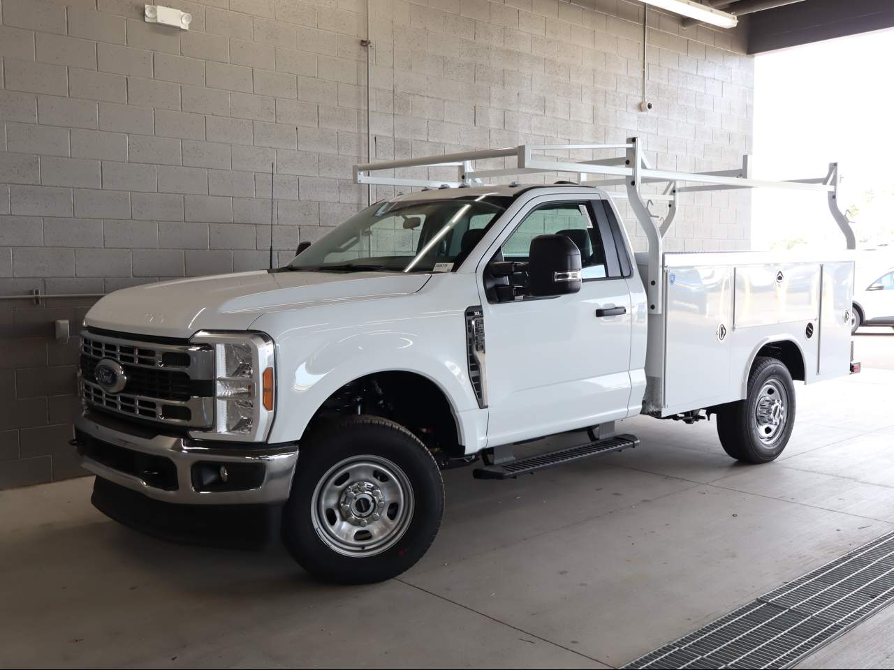 2026 Ford F-350 Super Duty SRW XL