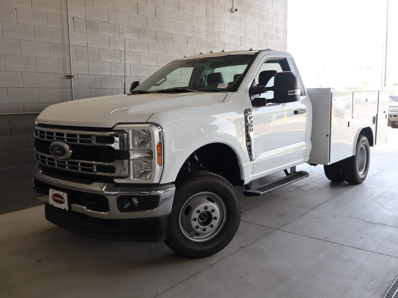 2025 Ford F-350 Super Duty Chassis