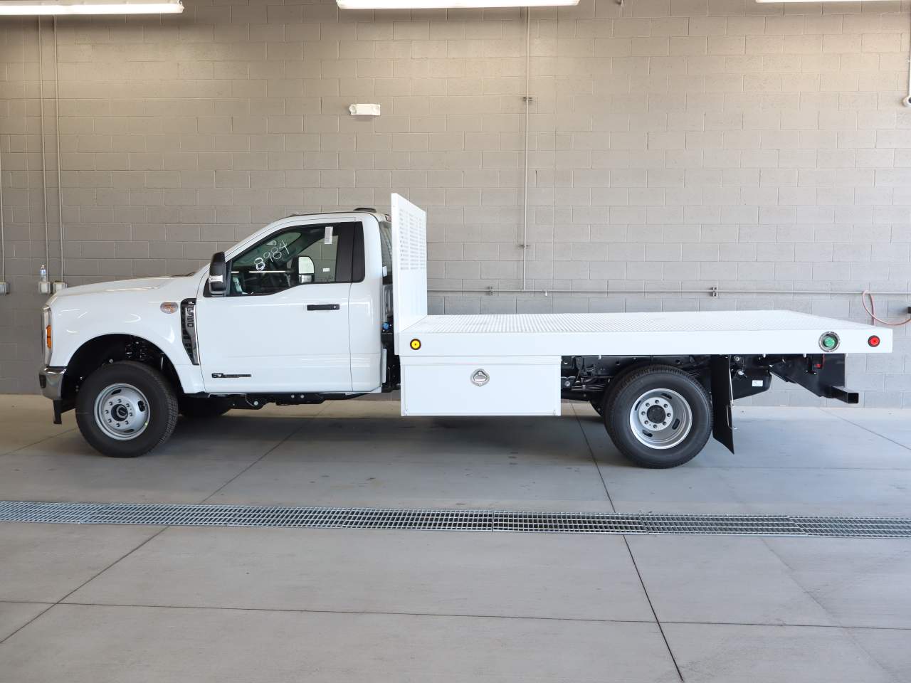 2026 Ford F-350 Super Duty Chassis