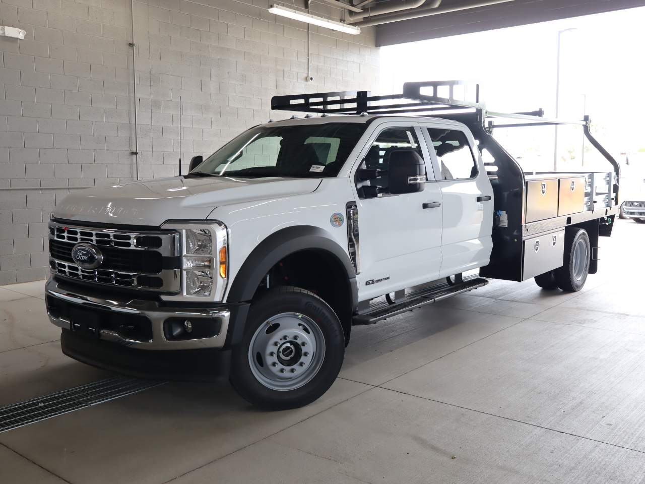 2026 Ford F-550 Super Duty Crew Cab Chassis