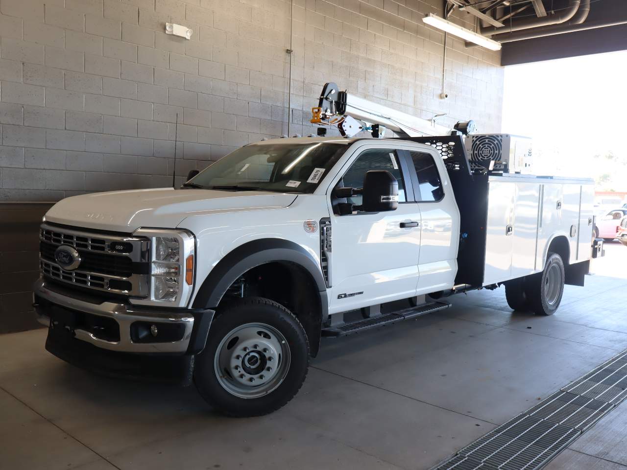2026 Ford F-550 Super Duty Chassis Cab XL's photo