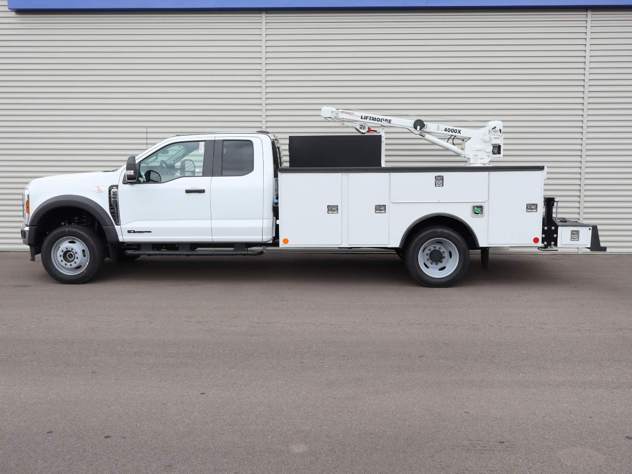 2026 Ford F-550 Super Duty Extended Cab Chassis