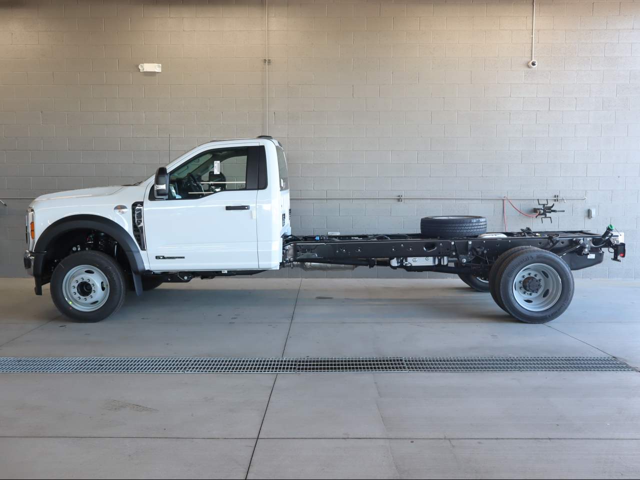 2026 Ford F-450 Super Duty Chassis
