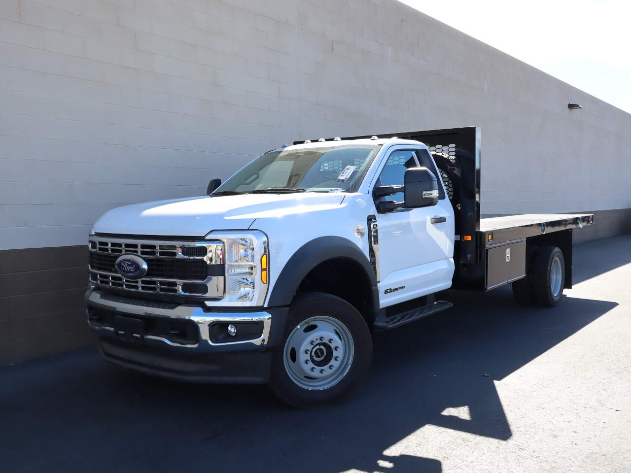 2024 Ford F-450 Super Duty Chassis