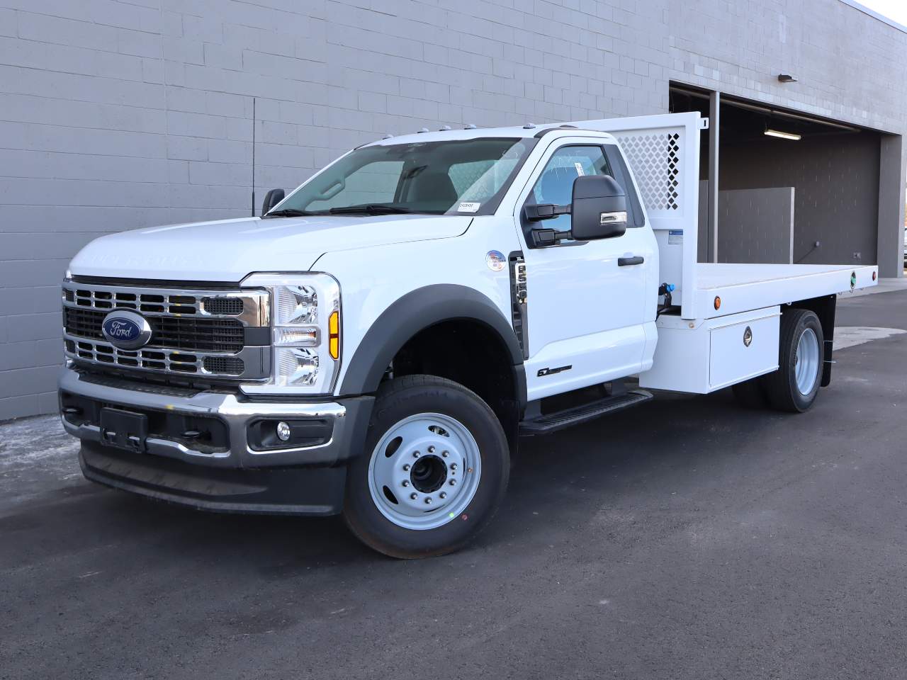 2024 Ford F-550 Super Duty Chassis