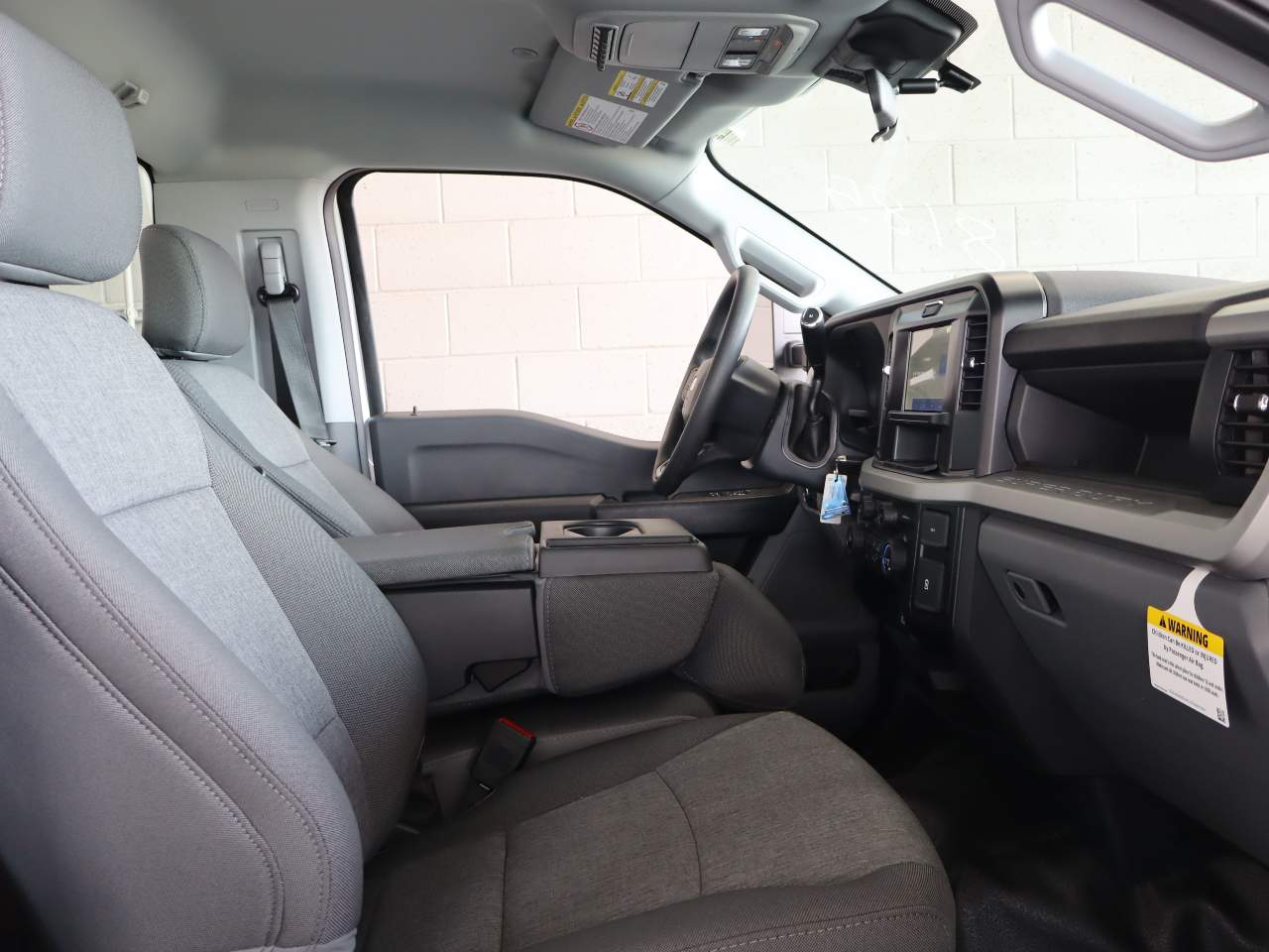 2025 Ford F-550 Super Duty Chassis Cab XL - Photo 23