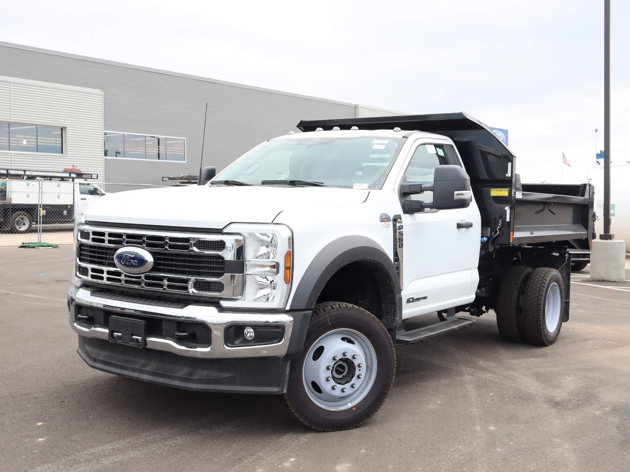 2024 Ford F-550 Super Duty Chassis