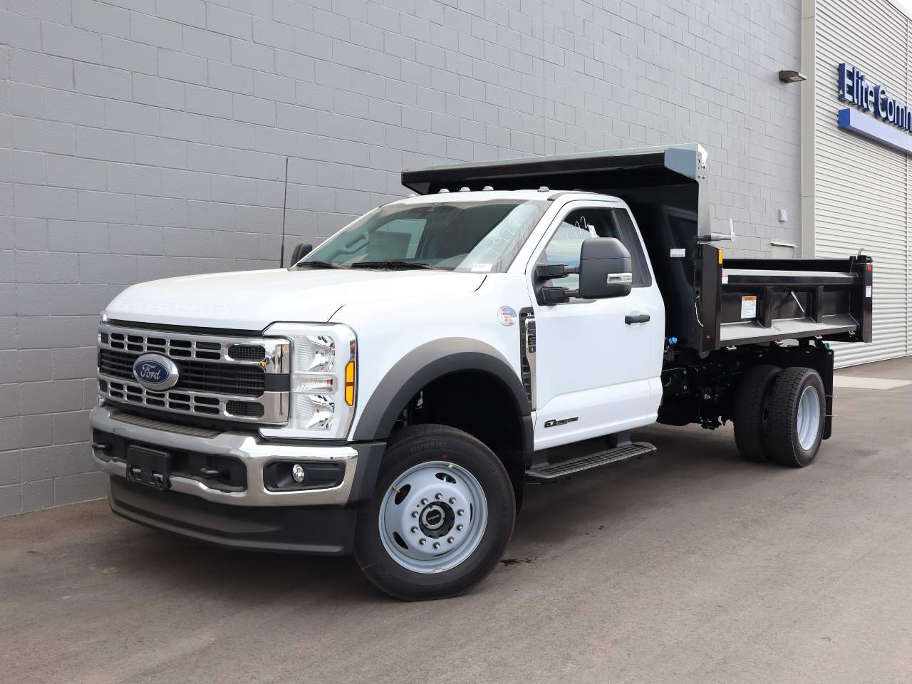 2024 Ford F-550 Super Duty Chassis