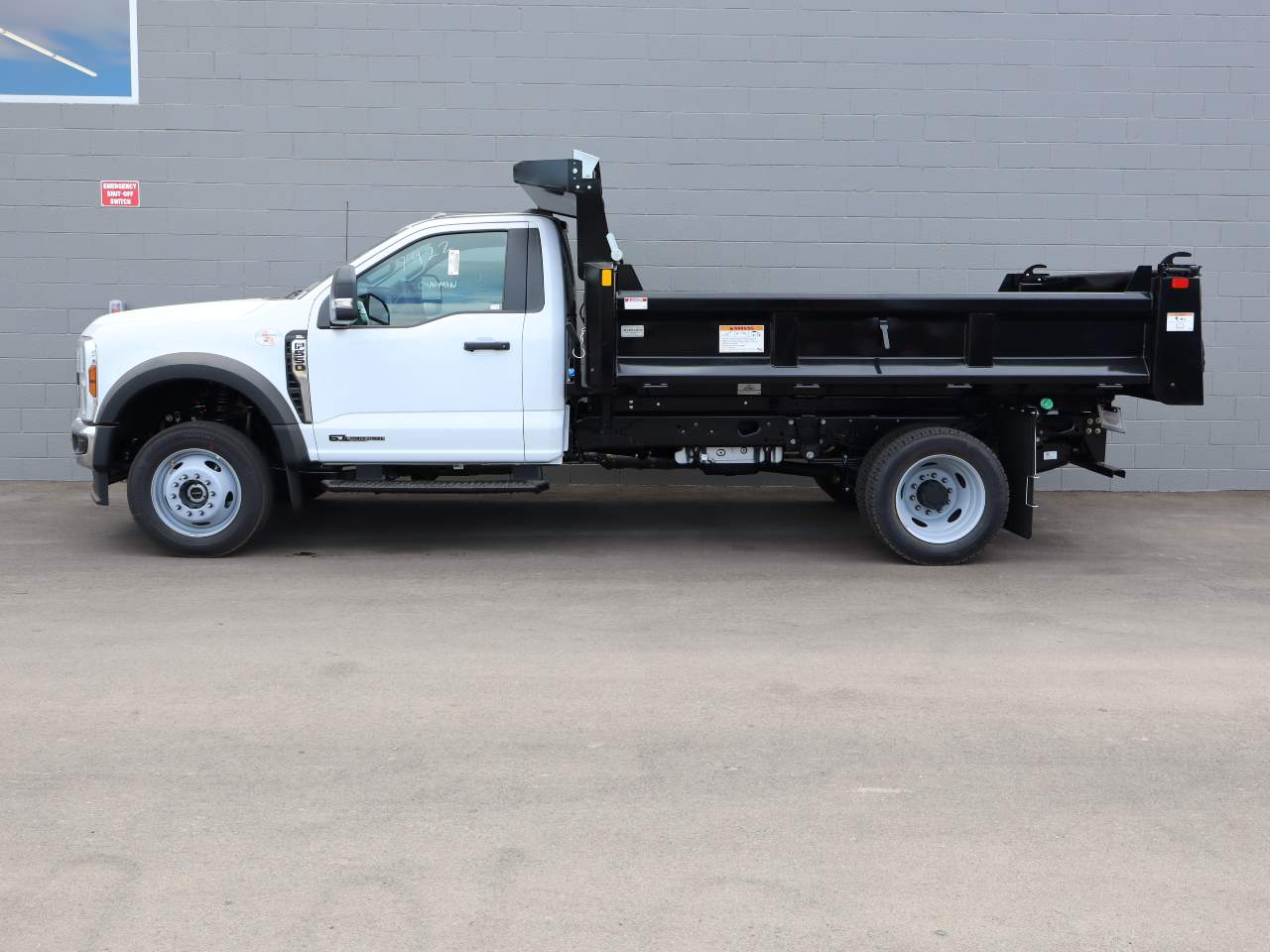 2024 Ford F-550 Super Duty Chassis