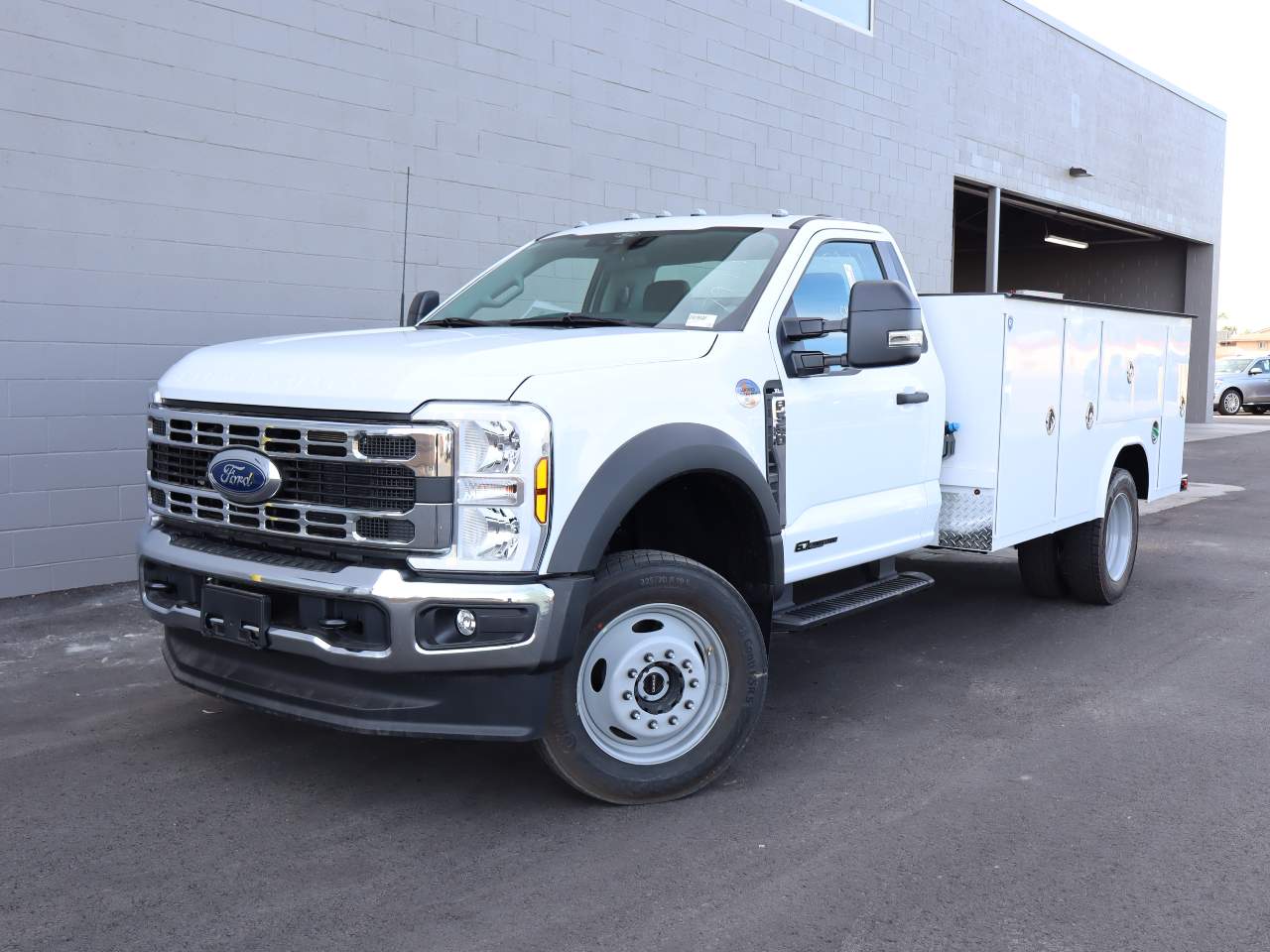 2024 Ford F-550 Super Duty Chassis