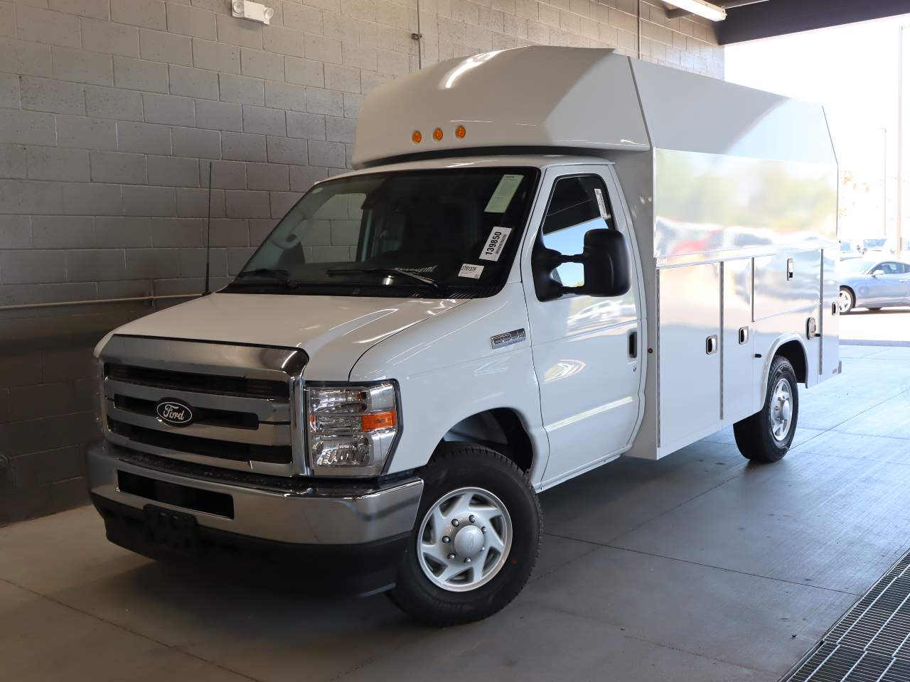 2027 Ford E-Series Full-Size