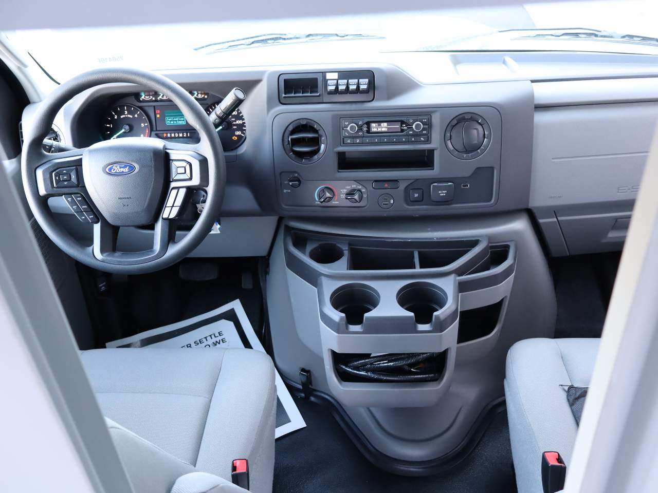 2025 Ford E-Series Cutaway Base - Photo 14