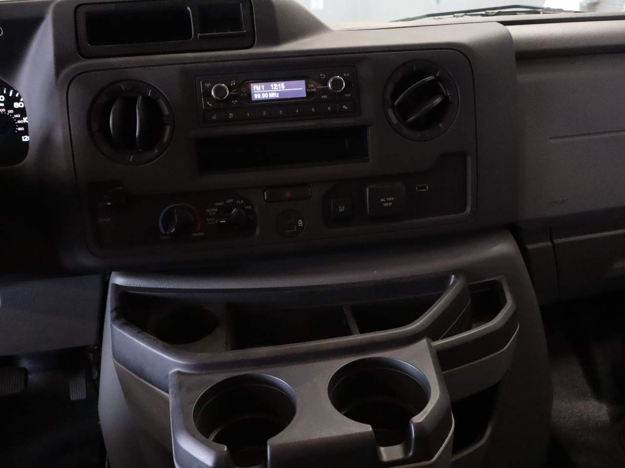 2025 Ford E-Series Cutaway Base - Photo 26