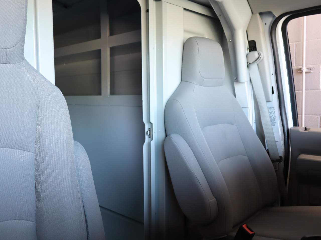 2025 Ford E-Series Cutaway Base - Photo 22