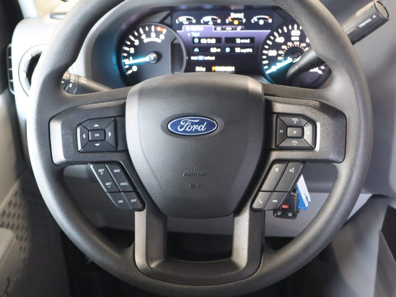 2026 Ford E-Series Cutaway Base - Photo 23