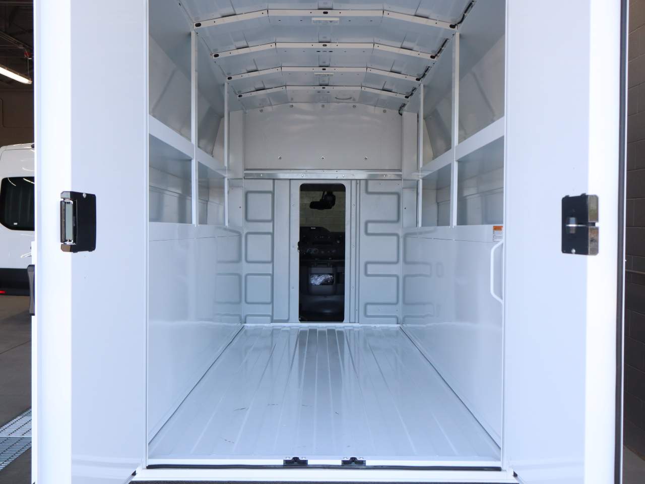 2026 Ford E-Series Cutaway Base - Photo 6