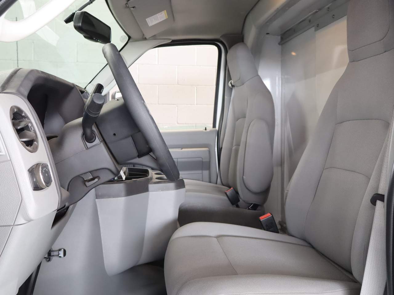 2025 Ford E-Series Cutaway Base - Photo 20