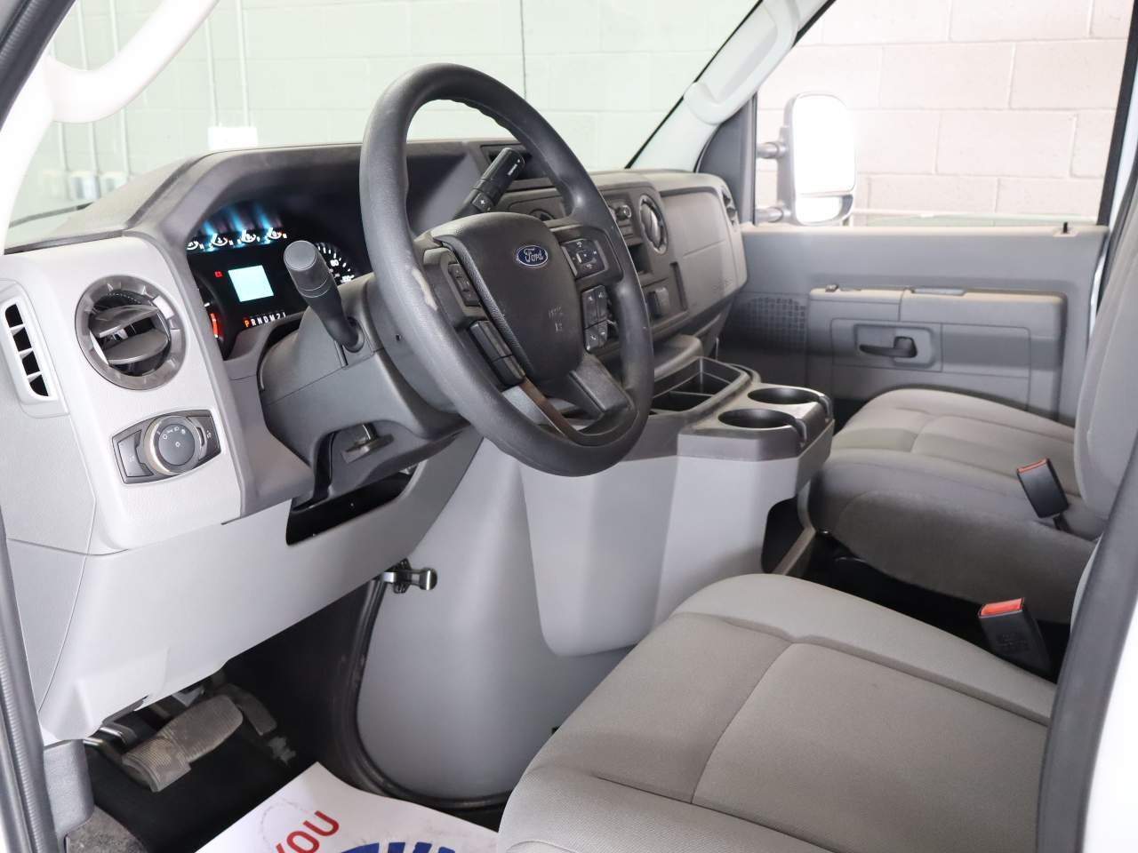 2025 Ford E-Series Cutaway Base - Photo 19