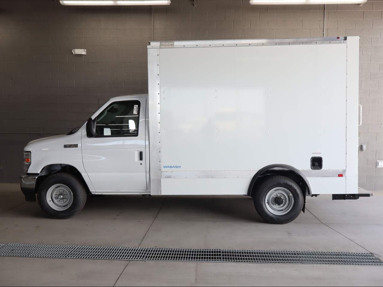 2027 Ford E-Series Full-Size