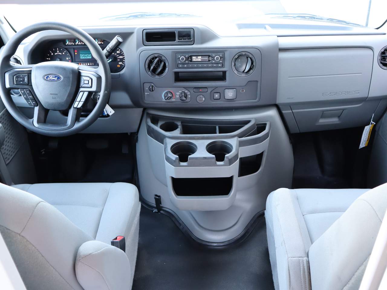 2025 Ford E-Series Cutaway Base - Photo 21