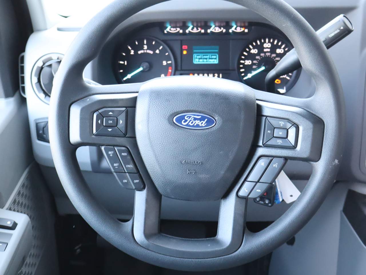 2025 Ford E-Series Cutaway Base - Photo 23