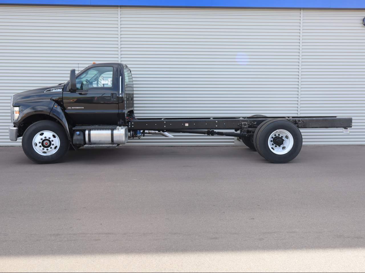 2027 Ford F-750 Super Duty Chassis