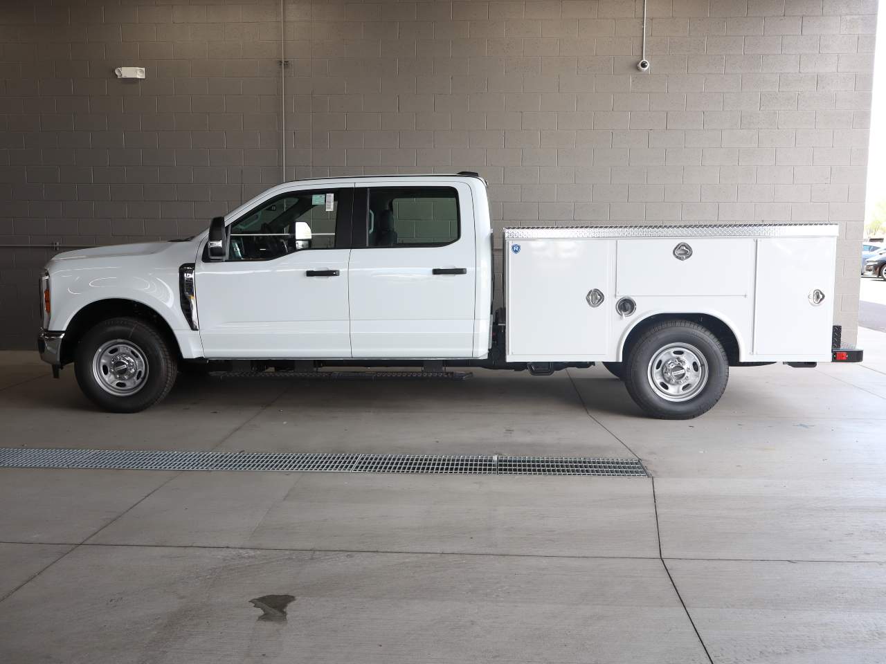 2026 Ford F-250 Super Duty Crew Cab XL