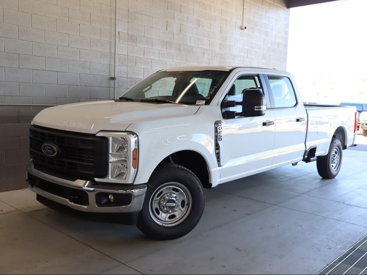 2026 Ford F-250 Super Duty Crew Cab XL