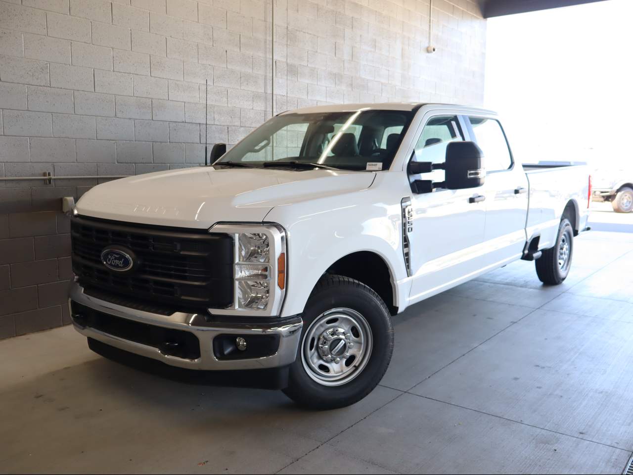 2026 Ford F-250 Super Duty Crew Cab XL