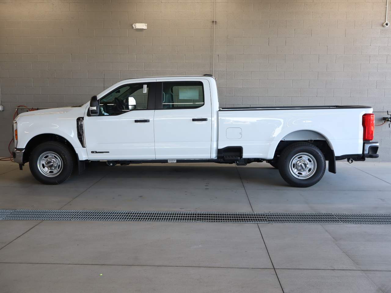 2026 Ford F-250 Super Duty Crew Cab XL