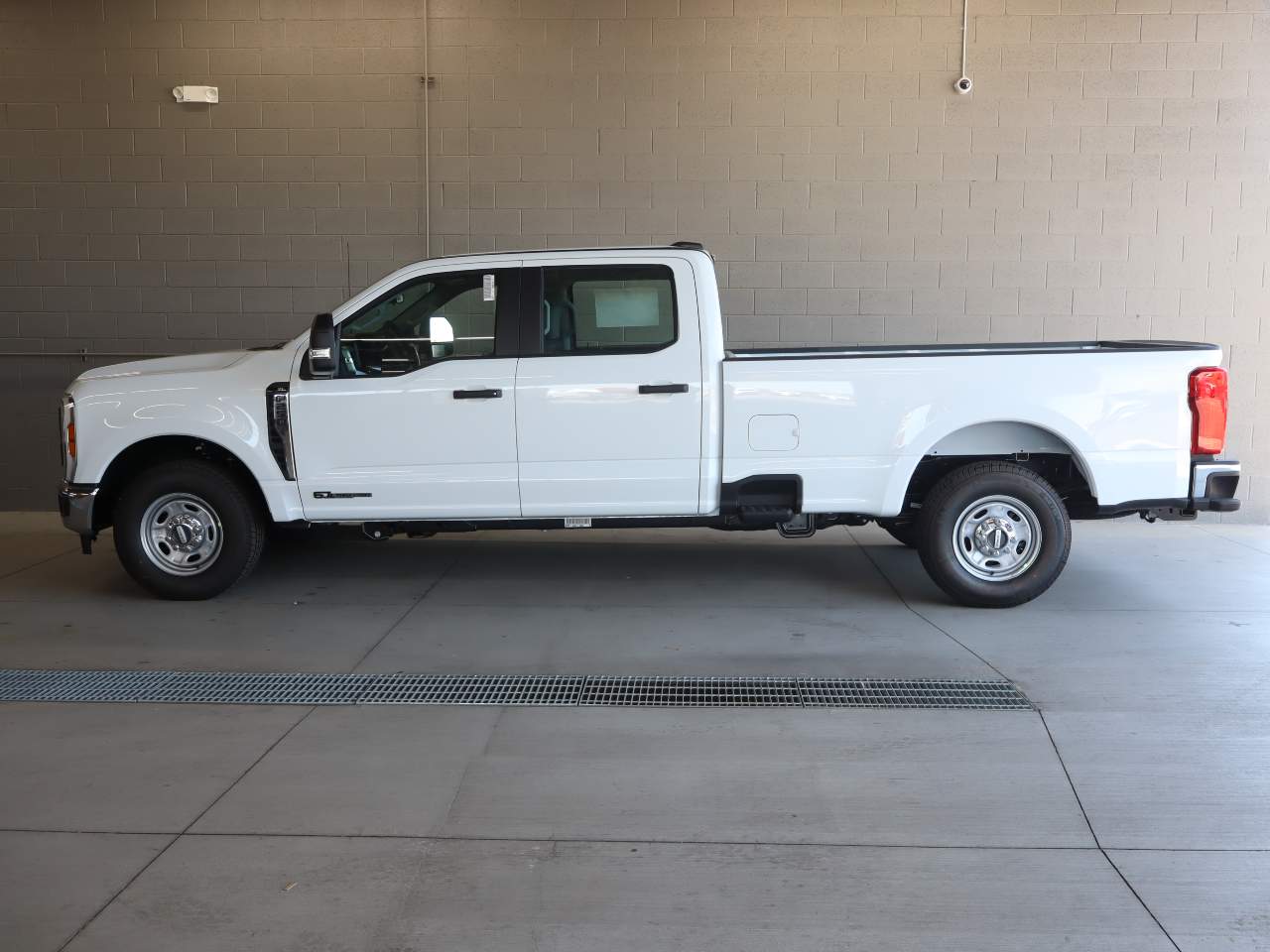 2026 Ford F-250 Super Duty Crew Cab XL