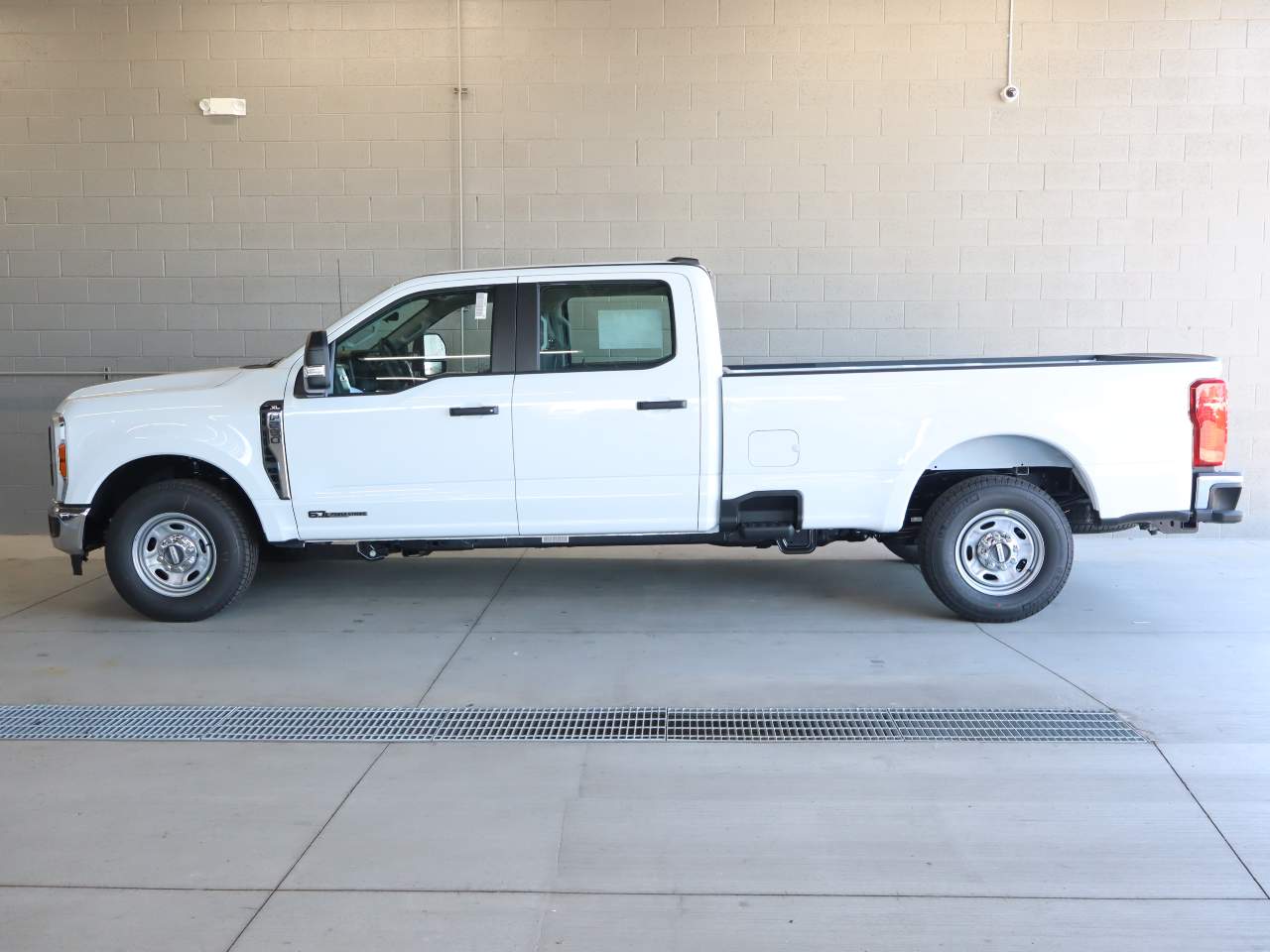 2026 Ford F-250 Super Duty Crew Cab XL