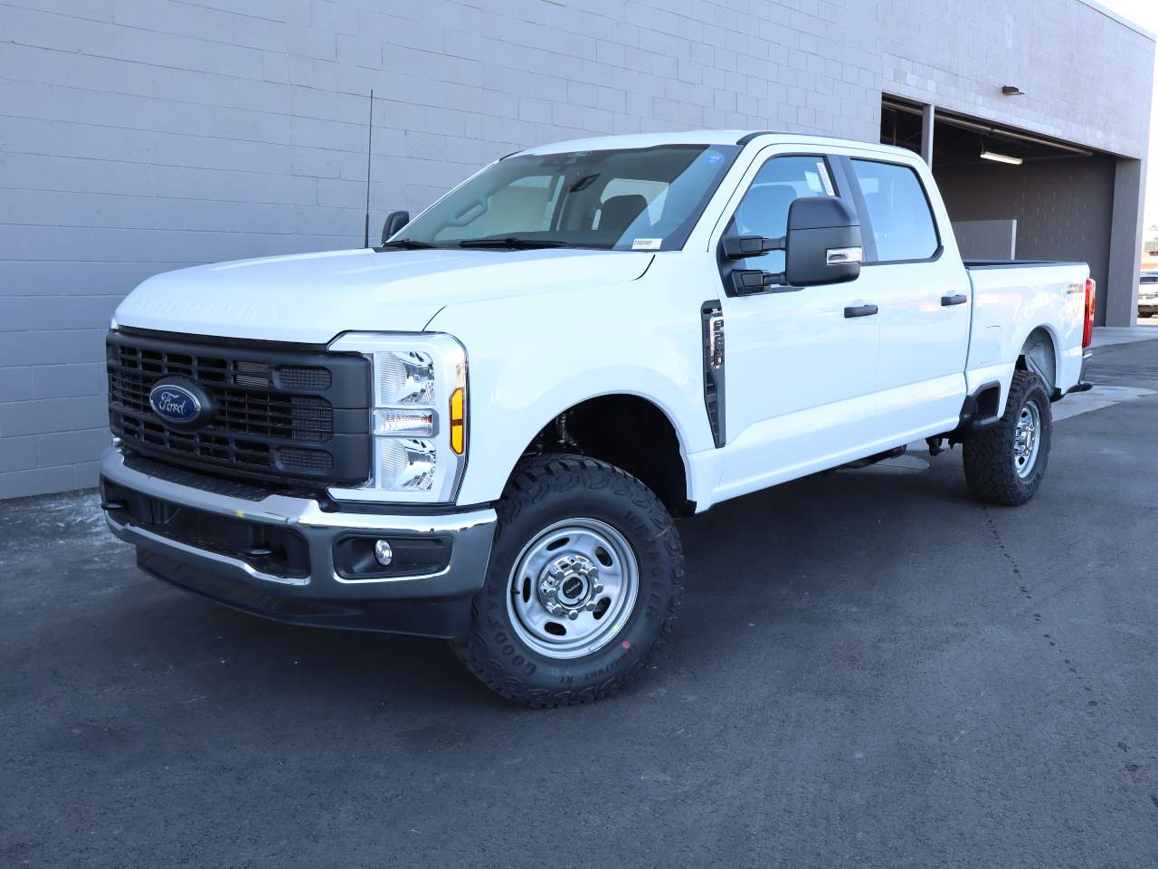 2024 Ford F-250 Super Duty Crew Cab XL