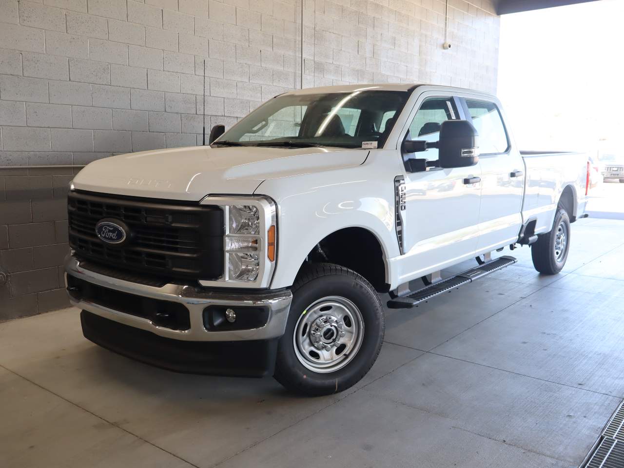 2026 Ford F-250 Super Duty Crew Cab XL
