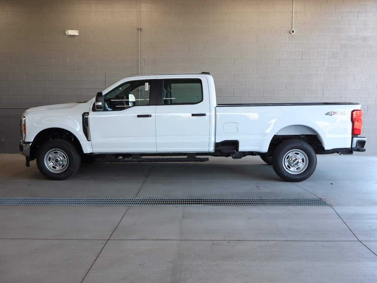 2026 Ford F-250 Super Duty Crew Cab XL