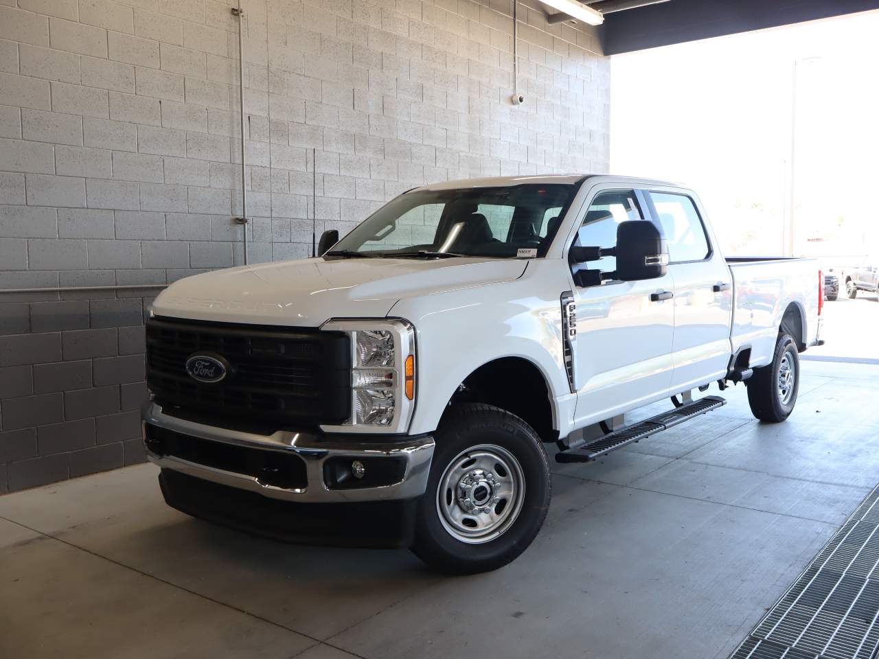2026 Ford F-250 Super Duty Crew Cab XL