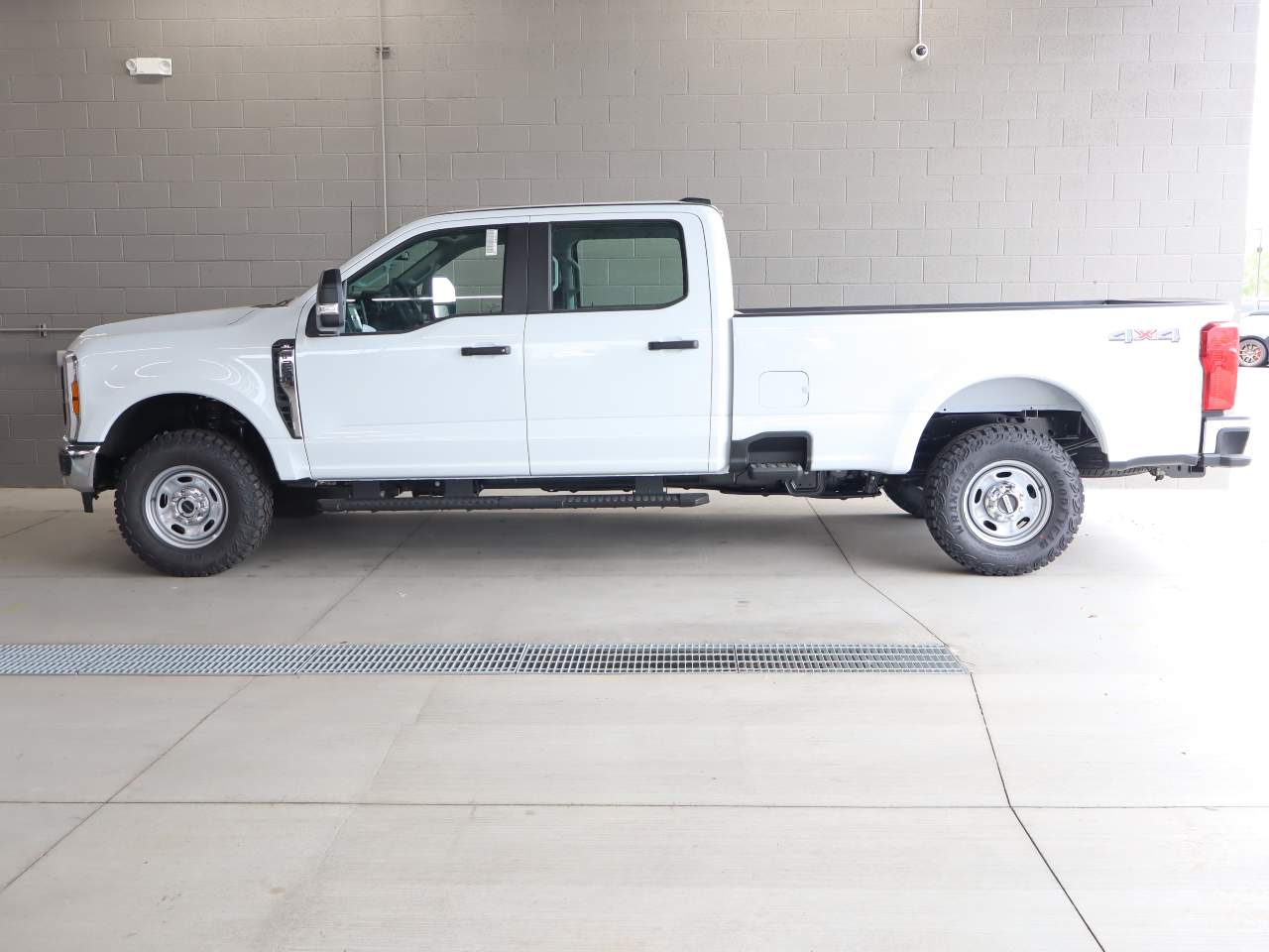 2026 Ford F-250 Super Duty Crew Cab XL