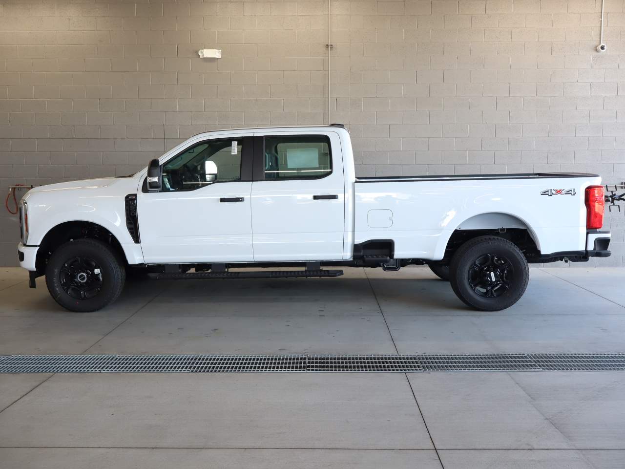 2026 Ford F-250 Super Duty Crew Cab XL