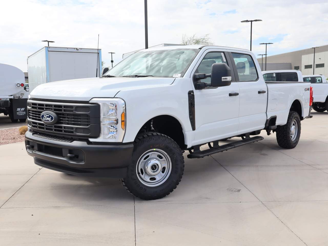 2027 Ford F-250 Super Duty Crew Cab XL