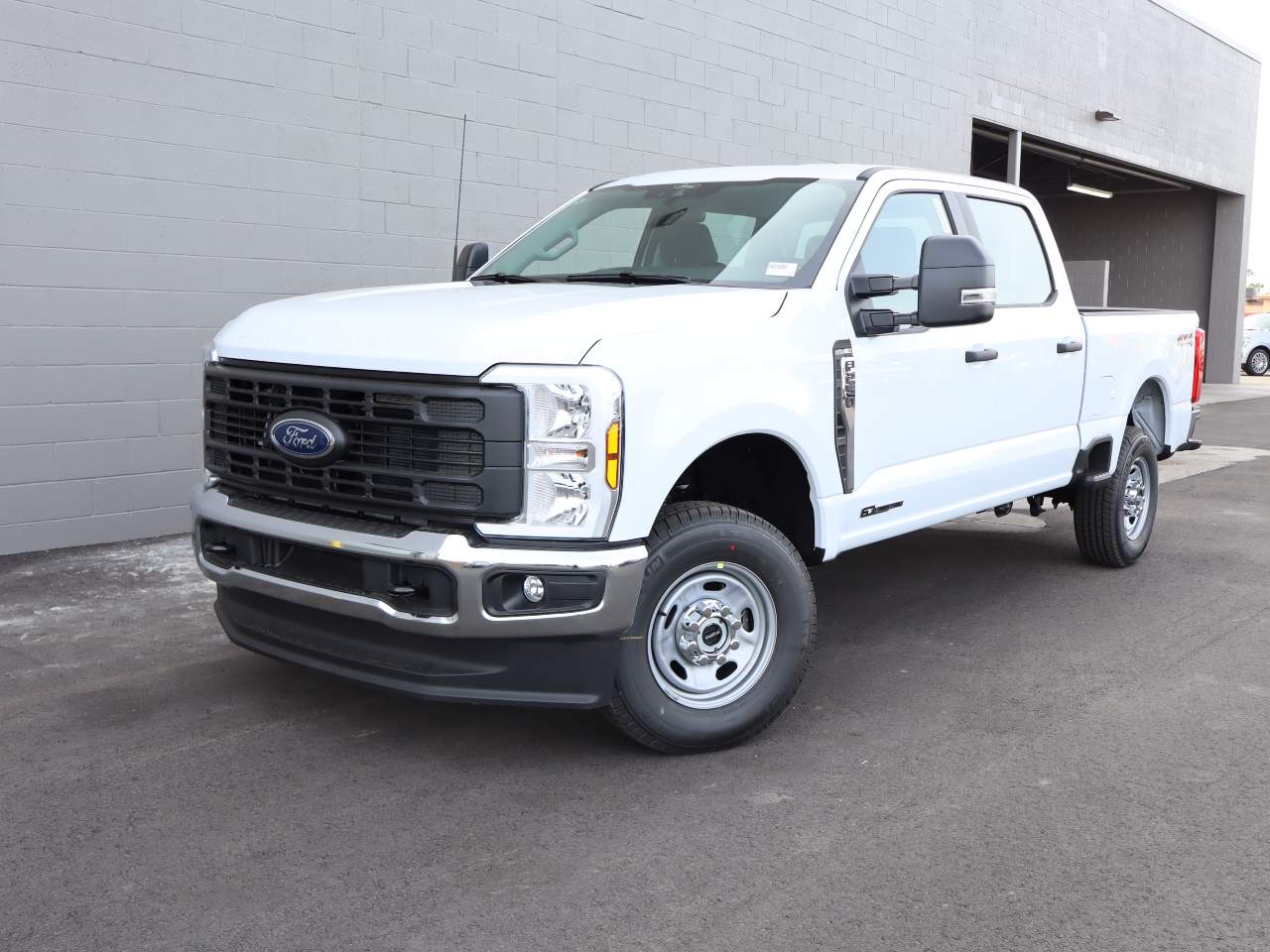 2024 Ford F-250 Super Duty Crew Cab XL