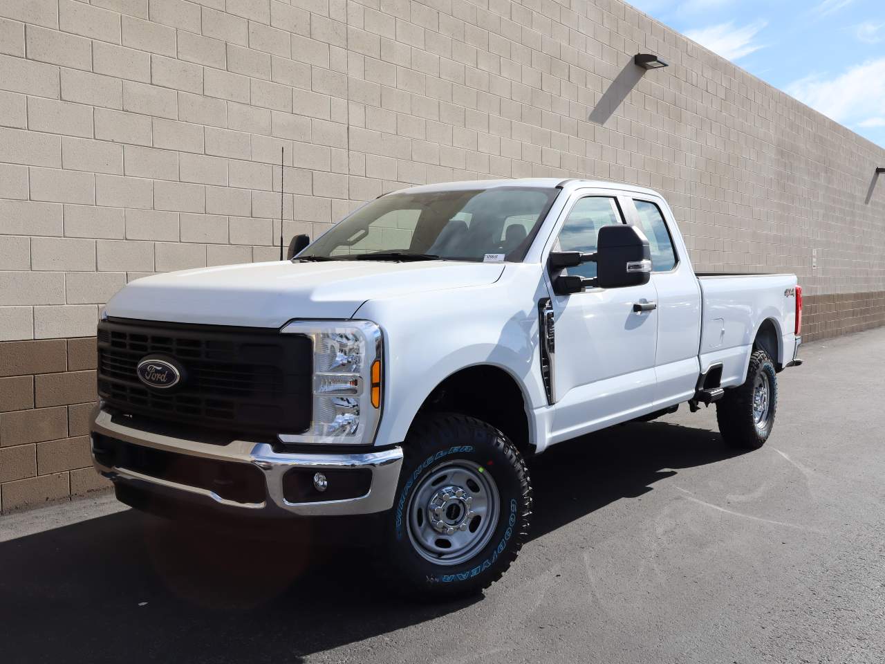 2024 Ford F-250 Super Duty SuperCab XL