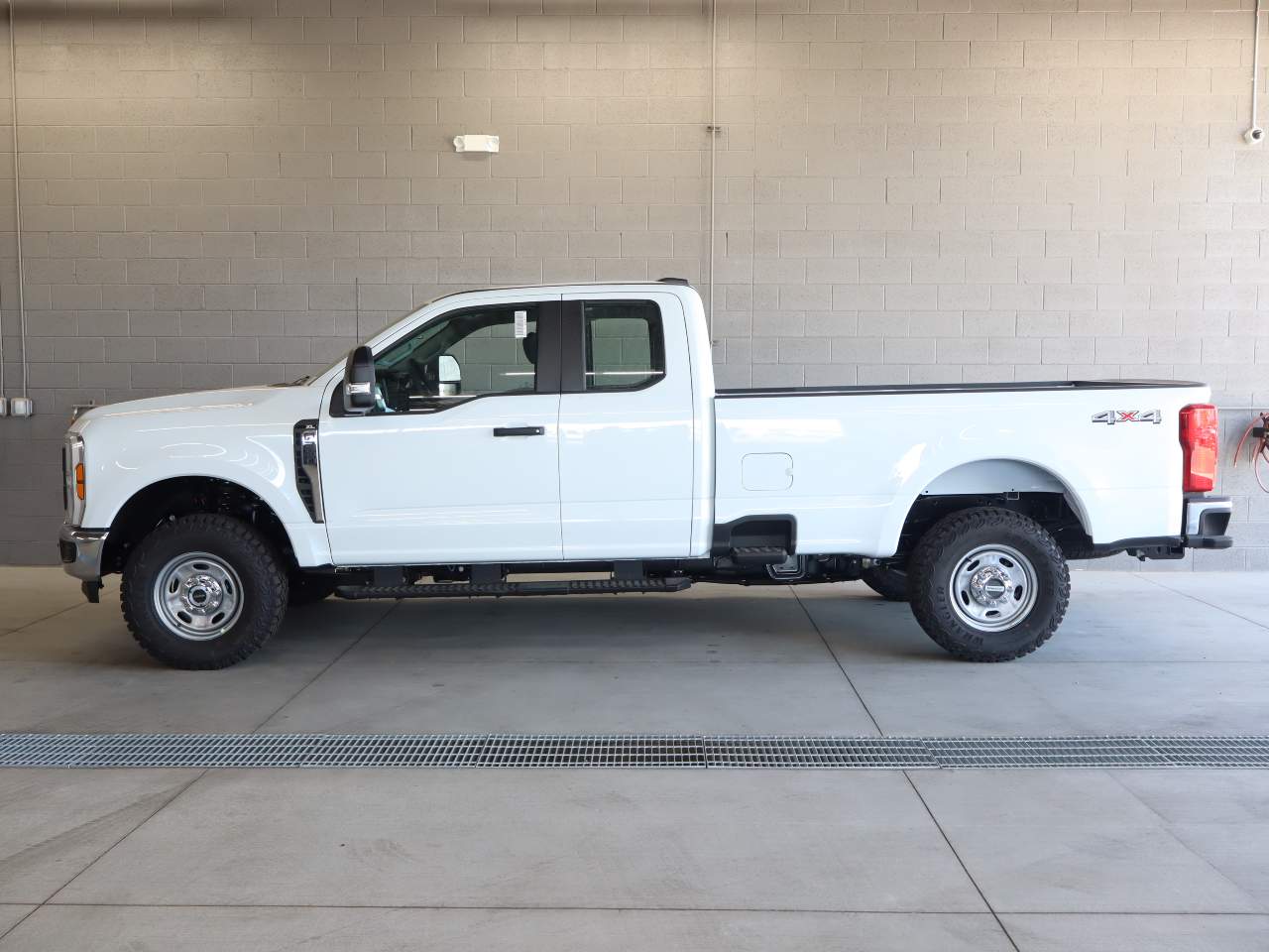 2025 Ford F-250 Super Duty SuperCab XL