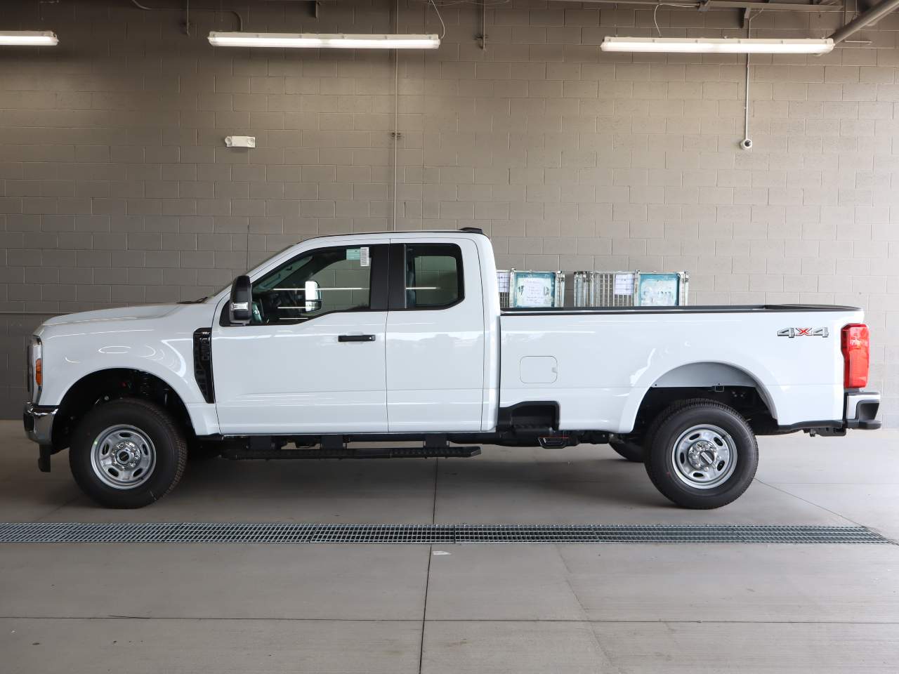 2027 Ford F-250 Super Duty SuperCab XL