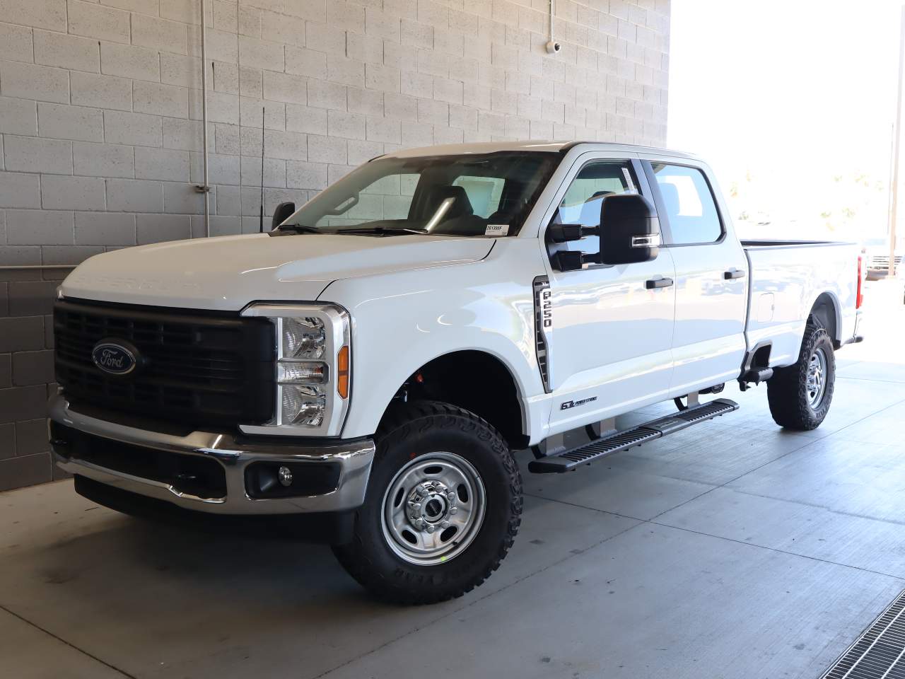 2026 Ford F-250 Super Duty Crew Cab XL