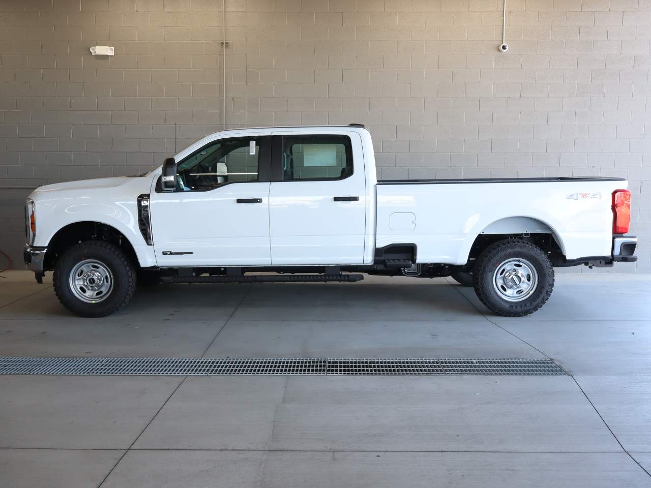 2026 Ford F-250 Super Duty Crew Cab XL